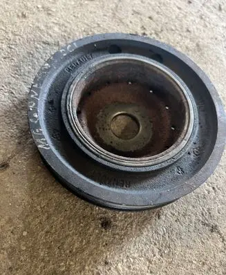 Renault Megane II Crankshaft pulley 28317A0 28317A