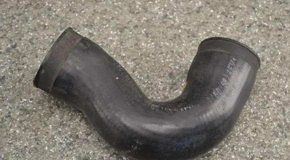 Volkswagen Golf IV Intercooler hose/pipe 1J0145838B