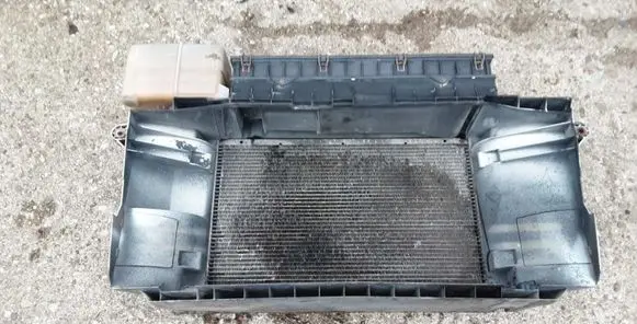 Mercedes-Benz Sprinter W901 W902 W903 W904 Radiator set 0130948702 6675000149 0020949204