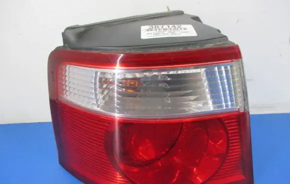 KIA Carens I Rear/tail lights OK2FB-51140L