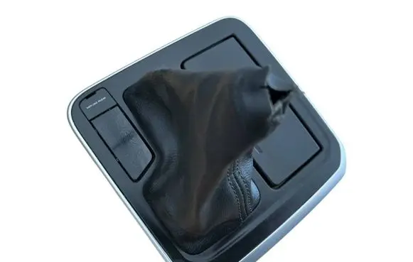 Gear lever shifter trim leather/knob