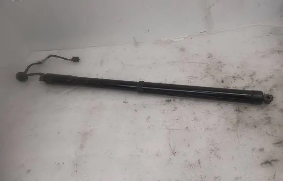 Volvo XC40 Tailgate strut 32357573