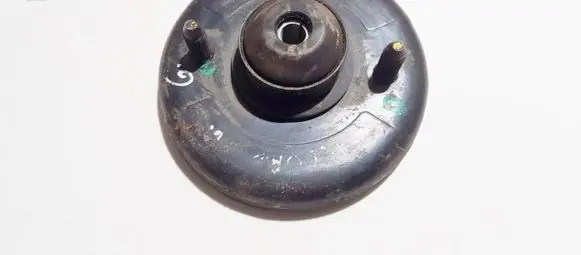 Honda Accord Coil spring mount 