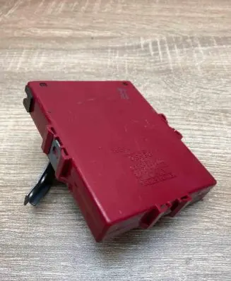 Toyota Prius (XW20) Gateway control module 8911147040 2324005280