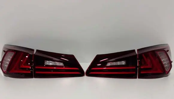 Lexus IS 220D-250-350 Rear/tail lights set 