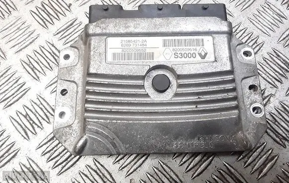 Renault Megane II Engine control unit/module 8200509552 8200509516