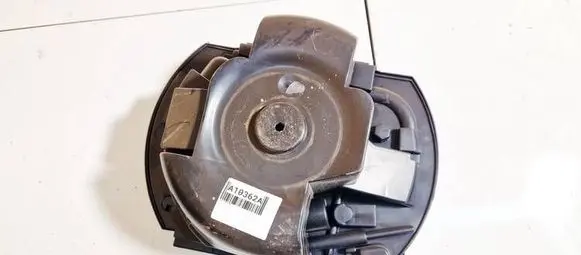 Skoda Fabia Mk1 (6Y) Spare wheel section trim 6q0012115e