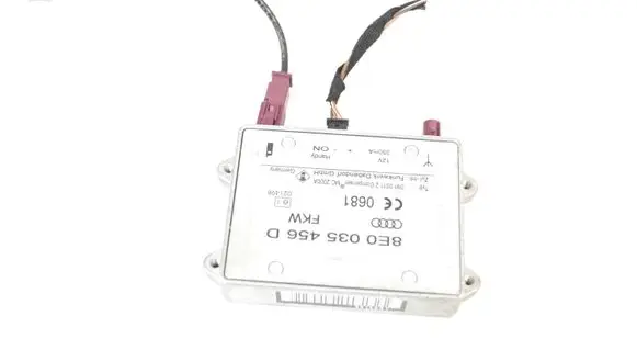 Audi TT TTS Mk2 Bluetooth control unit module 8E0035456D