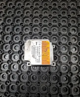 Mercedes-Benz E W211 Airbag control unit/module A2118209485 D6V4J08AU 500409080716