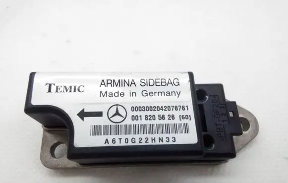 Mercedes-Benz E W210 Airbag deployment crash/impact sensor 0018205626