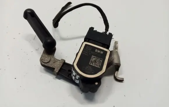 BMW 5 F10 F11 Headlight level adjustment motor 37146788571 37146870000 37146860843