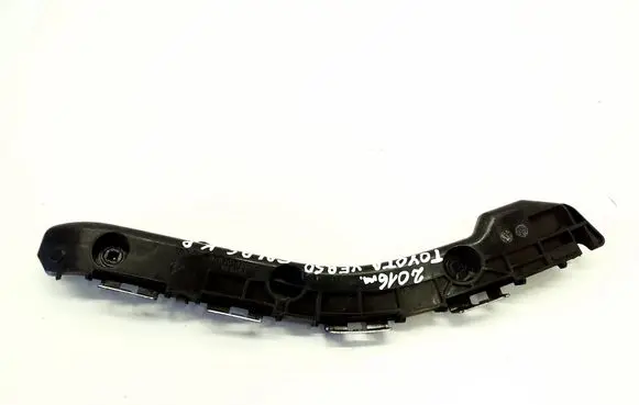 Toyota Verso-S Rear bumper mounting bracket 525760F020