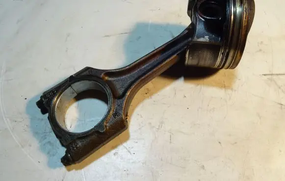 Audi A5 8T 8F Piston with connecting rod 1295 06LD 082270