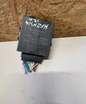 Toyota Avensis T270 Window wiper relay 8594005060 603034 040112