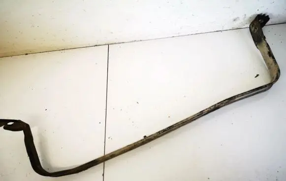 Mazda 3 I Fuel tank mounting bracket 