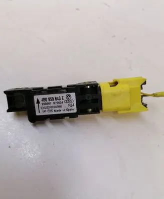 Volkswagen Phaeton Airbag deployment crash/impact sensor 4B0959643E