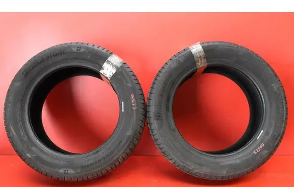 Volvo V60 R17 summer tire