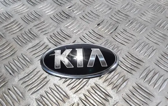 KIA Ceed Manufacturer badge logo/emblem 86310A2000