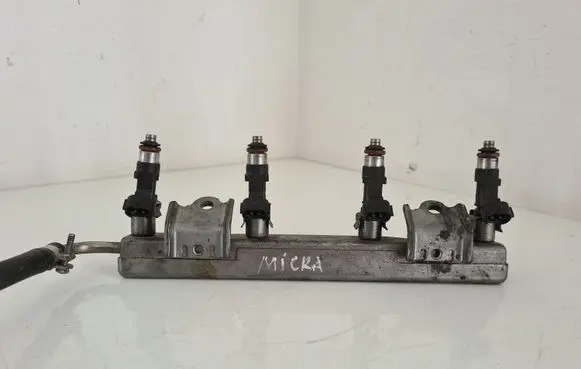 Nissan Micra Fuel injectors set 