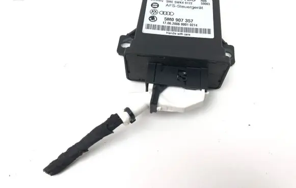 Volkswagen PASSAT B6 Light module LCM 5M0907357