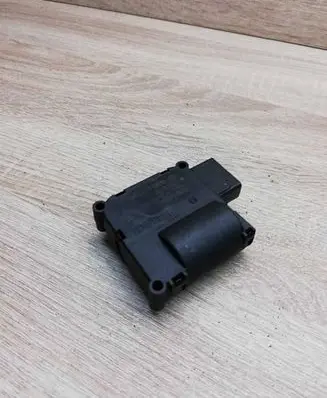 Audi A6 S6 C6 4F Air flap motor/actuator 0132801359 AUDIC6