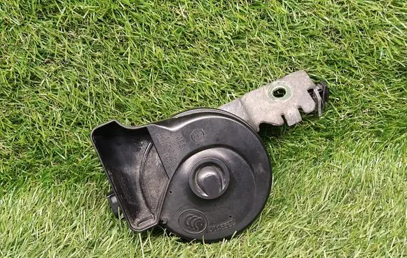 Volkswagen Tiguan Horn signal 5N0951223