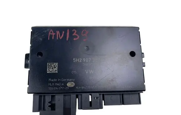 Volkswagen Tiguan Tow bar trailer control unit/module 5H2907383C