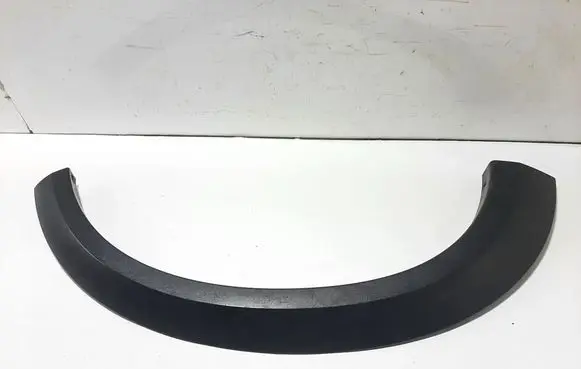 Volvo XC70 Fender end trim 31283105