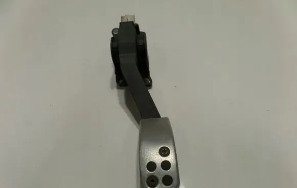 Peugeot 206 Accelerator throttle pedal 9647796777