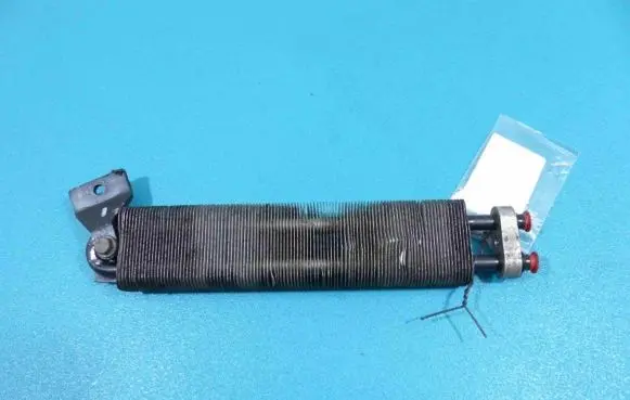 Engine oil radiator