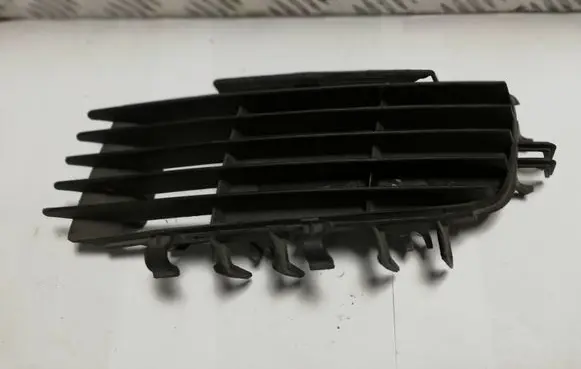 Opel Vectra C Front bumper lower grill 09186129 794000005 0551004542