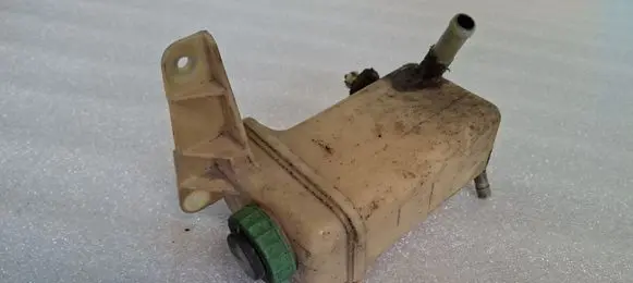 Audi 80 90 S2 B4 Power steering fluid tank/reservoir 8A0422373C