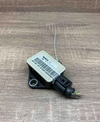 Audi A4 S4 B7 8E 8H ESP acceleration yaw rate sensor 8E0907637B