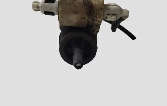 Volkswagen PASSAT B6 Windscreen/windshield washer pump 1K6955851 PA6GBGF30 1J0973722