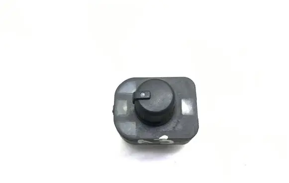 Audi A3 S3 A3 Sportback 8P Wing mirror switch 8E0959565A 0605 K4673