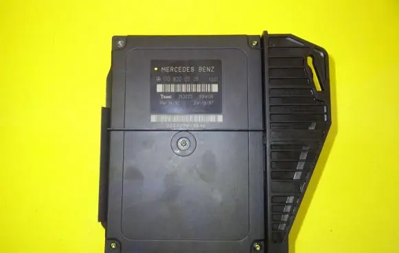 Mercedes-Benz SLK R170 Convertible roof control unit 1708200926