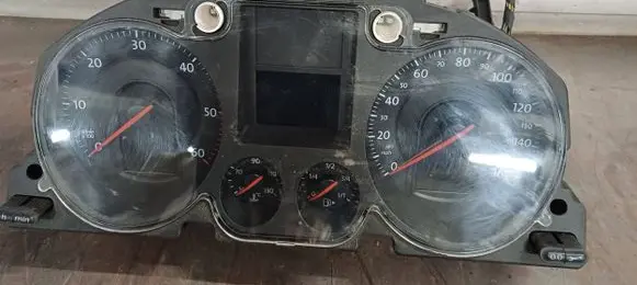 Volkswagen PASSAT B6 Speedometer (instrument cluster) A2C53194181