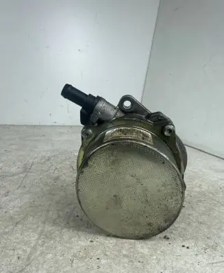Vacuum pump
