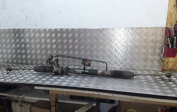 Nissan Primera Steering rack 490019f600