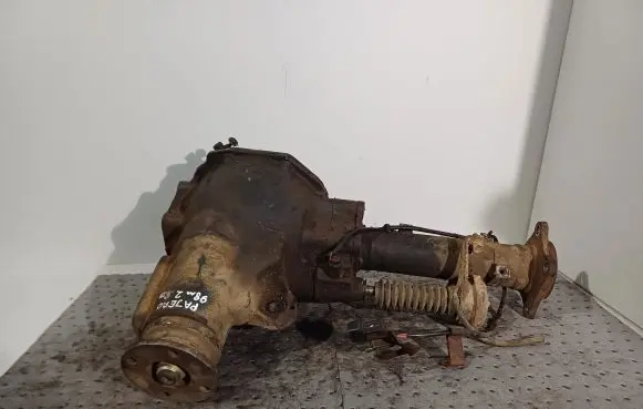 Mitsubishi Pajero Front differential NDA KN46330532 4900