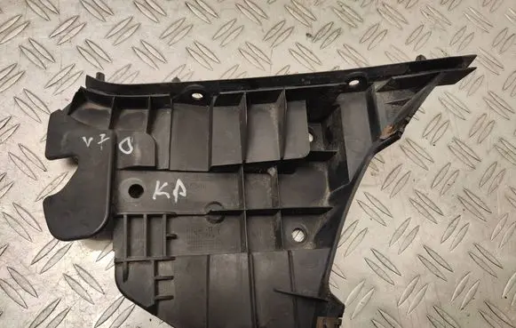 Volvo V70 Front bumper mounting bracket 31265344
