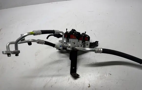 Hyundai Kona I Air conditioning (A/C) expansion valve 97724K4100