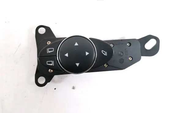 Mercedes-Benz E W211 Wing mirror switch A2118213051