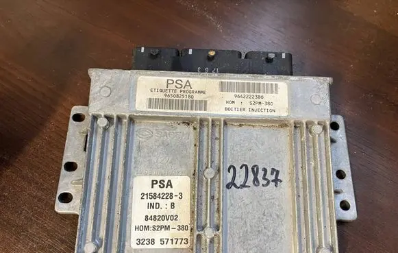 Citroen C3 Engine control unit/module 9642222380 9650825180
