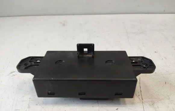 Citroen DS7 Crossback Antenna control unit 9817519380 28708D 1013917505