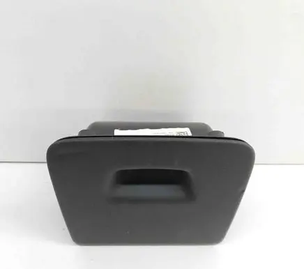 Glove box