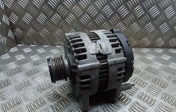 Volkswagen PASSAT B6 Generator/alternator 03g903023 0121715003