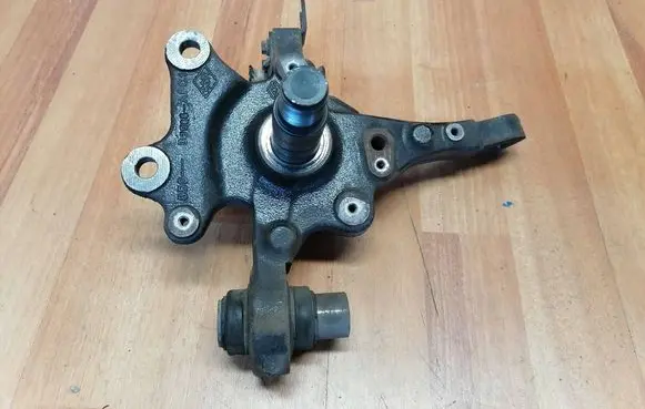 Renault Espace V (RFC) Rear wheel hub 430182303R
