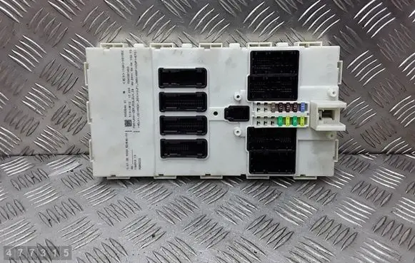 BMW 1 F20 F21 Fuse module 930354601