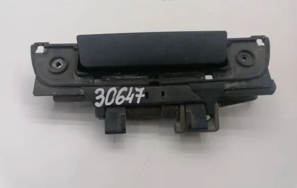 BMW 3 E36 Tailgate/trunk/boot exterior handle 51211960801